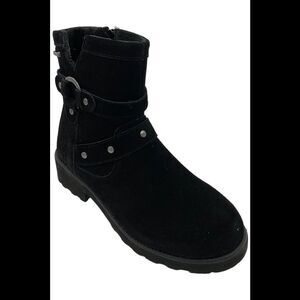 BEARPAW Reece Suede Half-Calf Boot with Rain & Stain Repellent Black - Medium